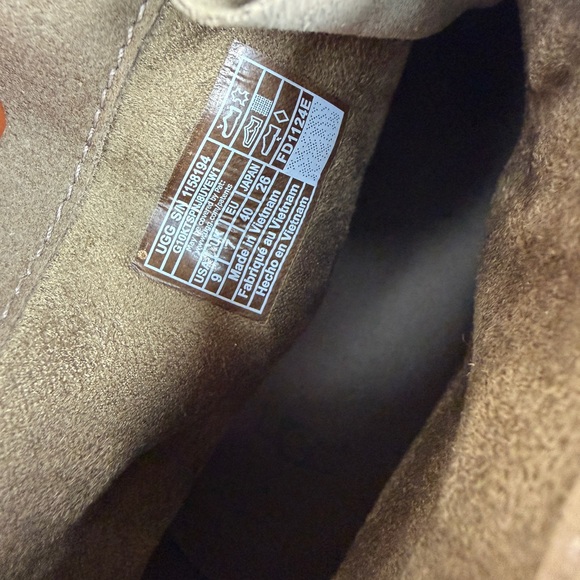 UGG Women Cityfunc Zip Water-Resistant Platform Bootie Hickory Suede Size 9 New - Picture 9 of 15